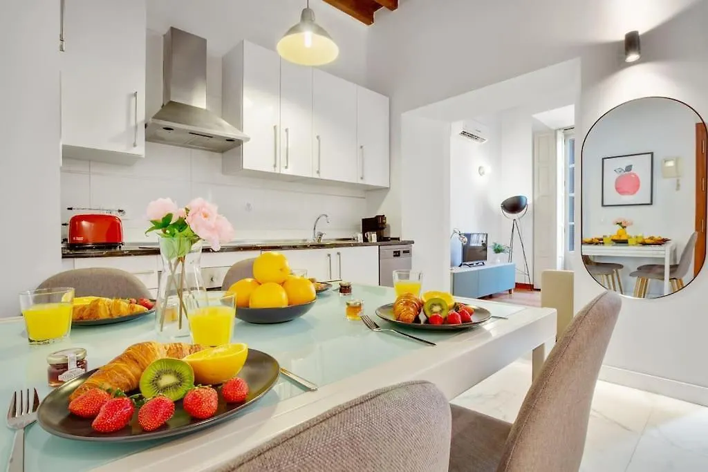Ayma Apartamento Ollerias Malaga Apartment