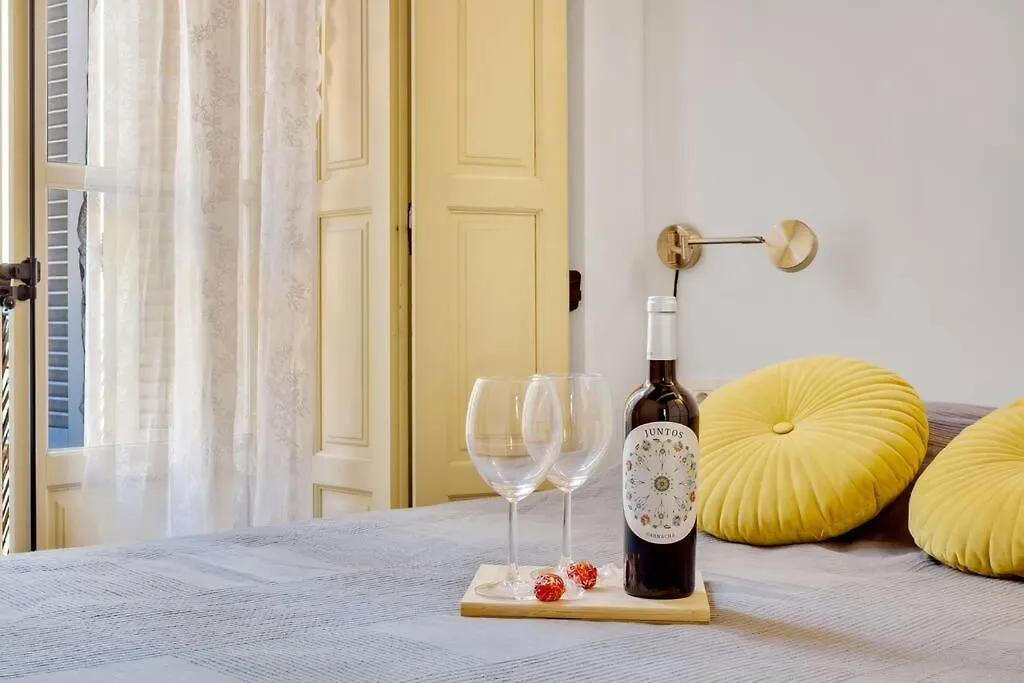Ayma Apartamento Ollerias Malaga Spain